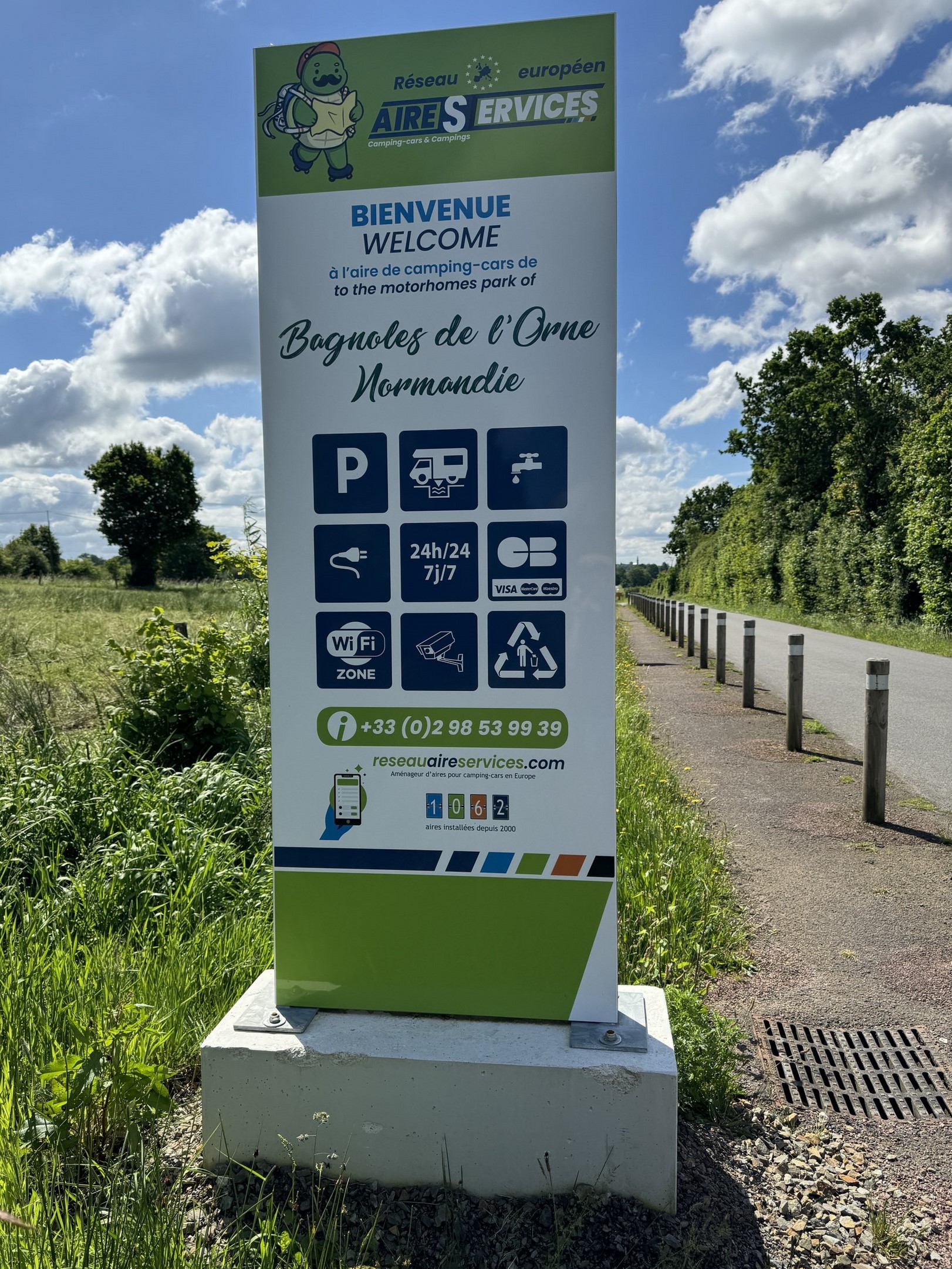 Bagnoles-Aire-camping-car9